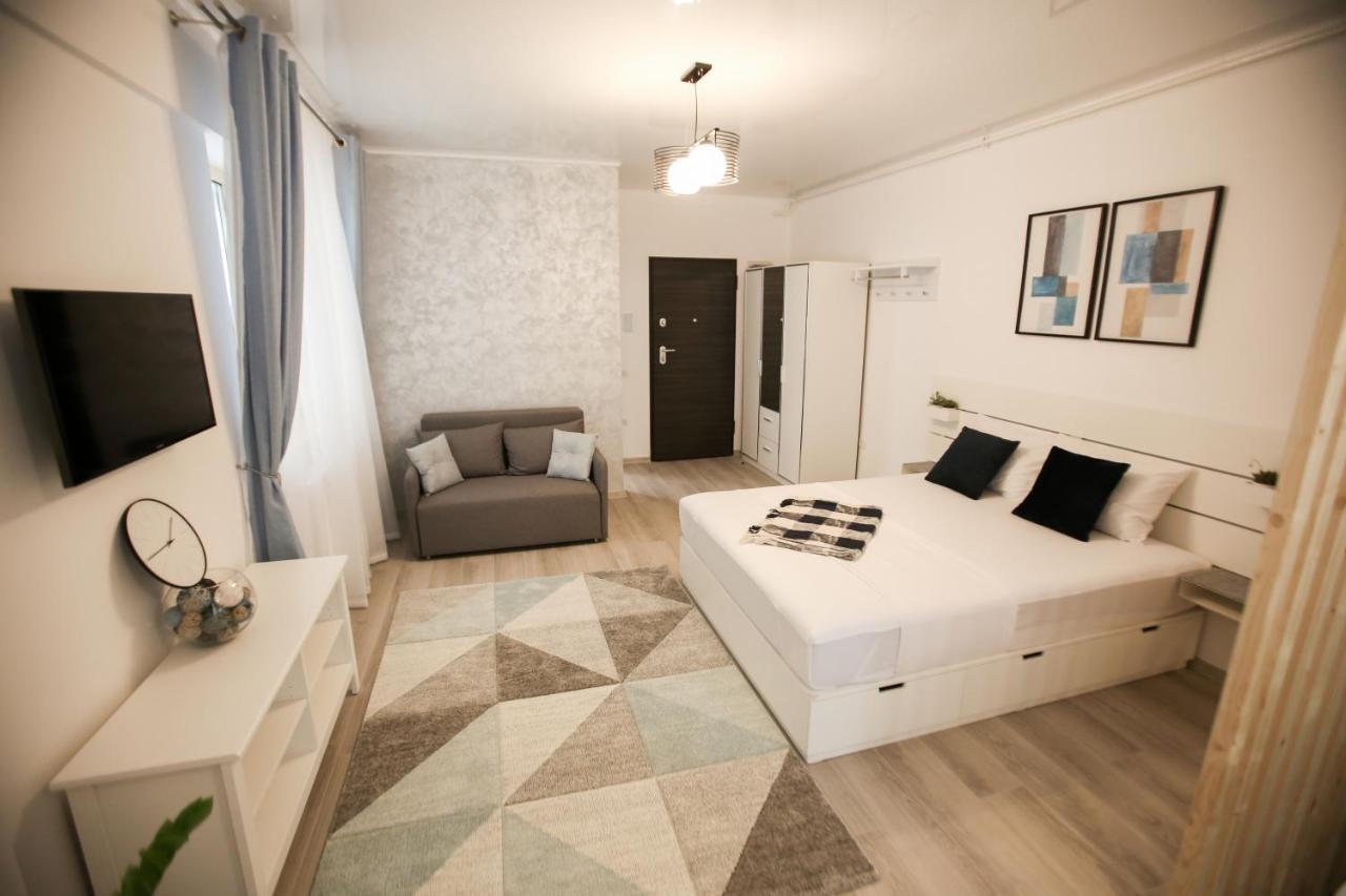 Premium Studios Mamaia Nord - Marea La 50M Năvodari Extérieur photo