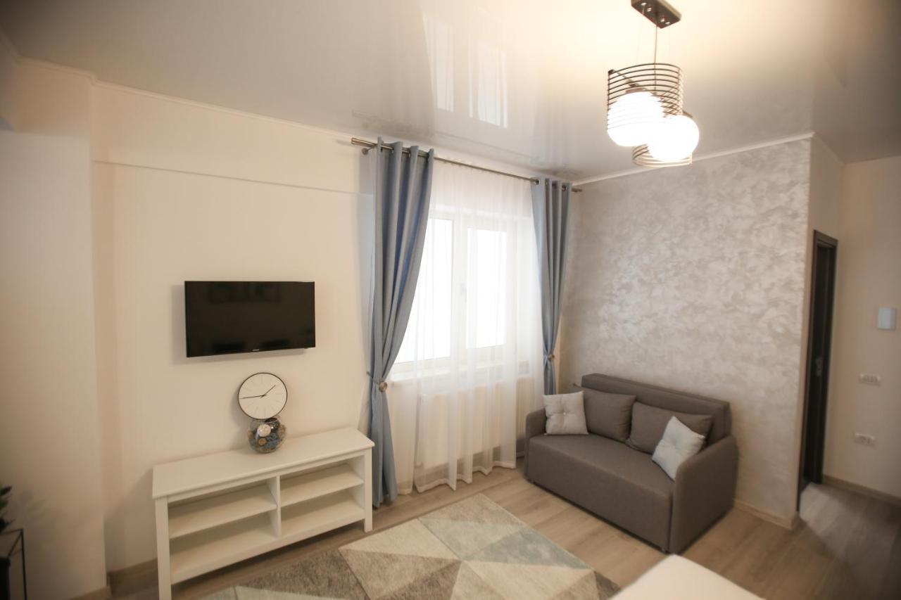 Premium Studios Mamaia Nord - Marea La 50M Năvodari Extérieur photo