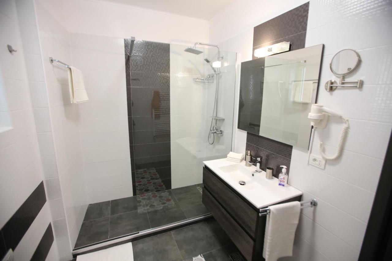 Premium Studios Mamaia Nord - Marea La 50M Năvodari Extérieur photo