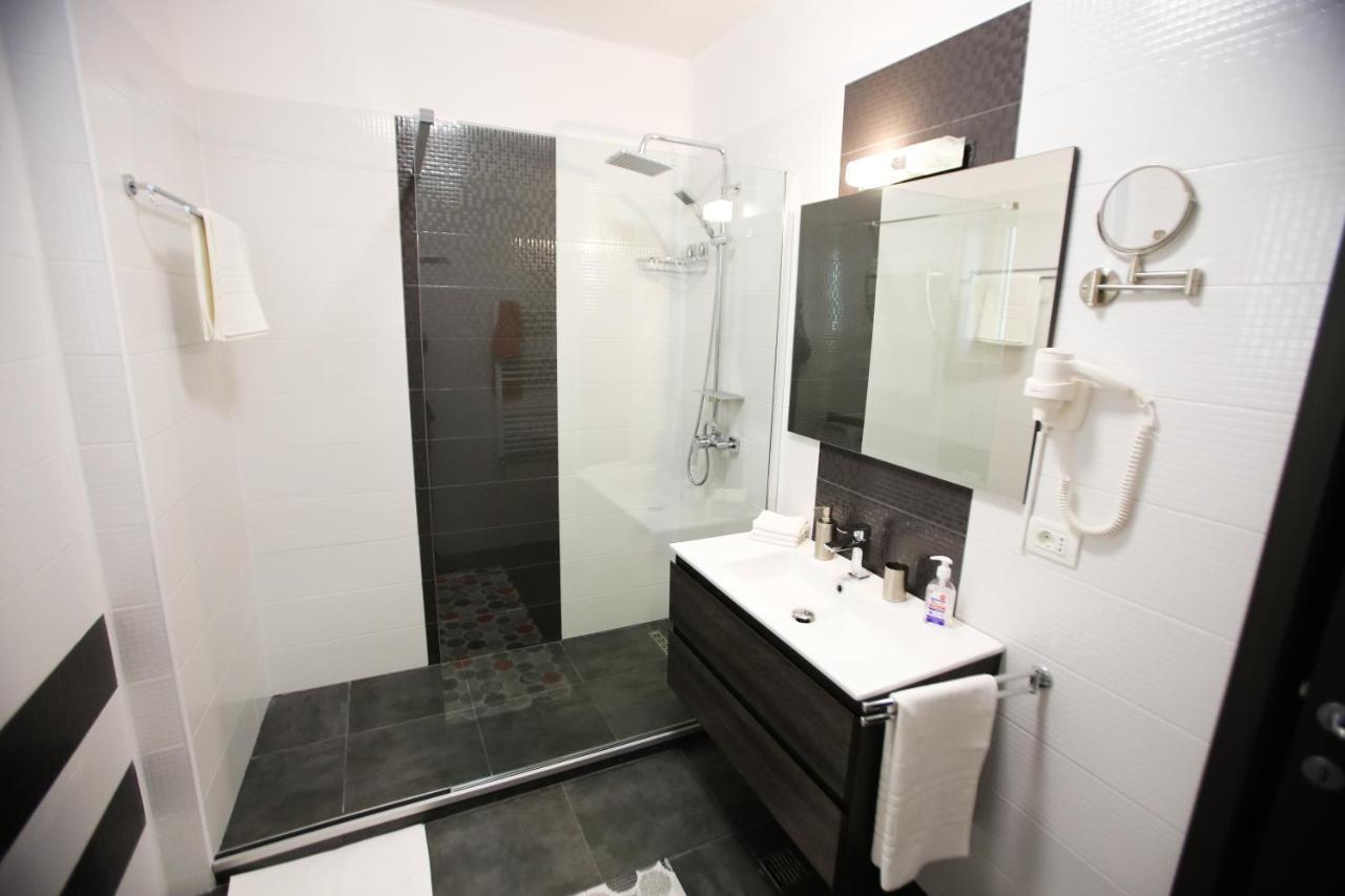Premium Studios Mamaia Nord - Marea La 50M Năvodari Extérieur photo