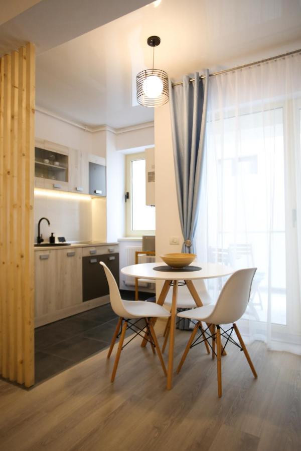 Premium Studios Mamaia Nord - Marea La 50M Năvodari Extérieur photo