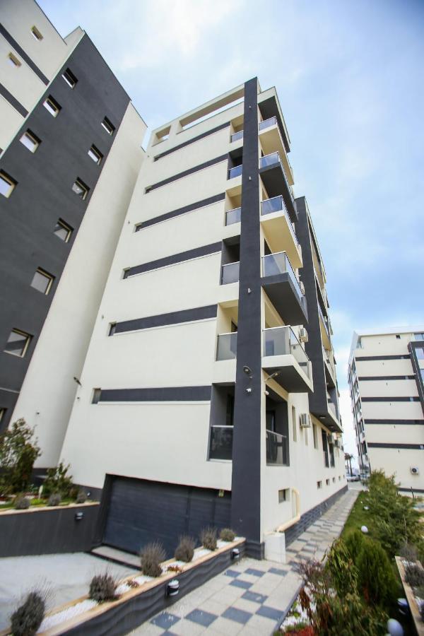 Premium Studios Mamaia Nord - Marea La 50M Năvodari Extérieur photo