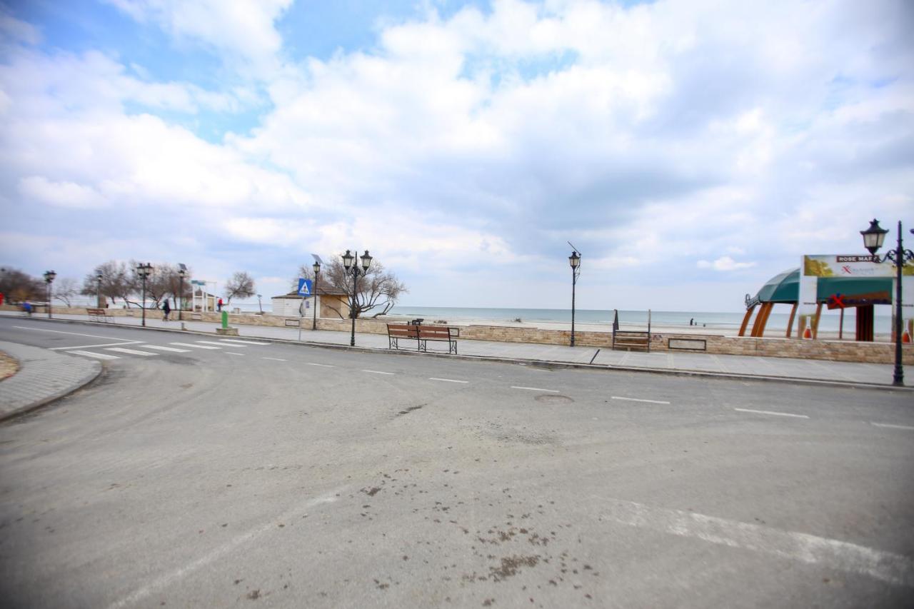 Premium Studios Mamaia Nord - Marea La 50M Năvodari Extérieur photo